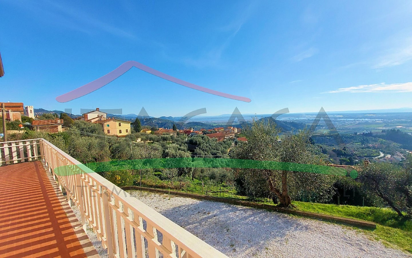 Villa in Collina Vista Mare con Parco Privato(Copy4)